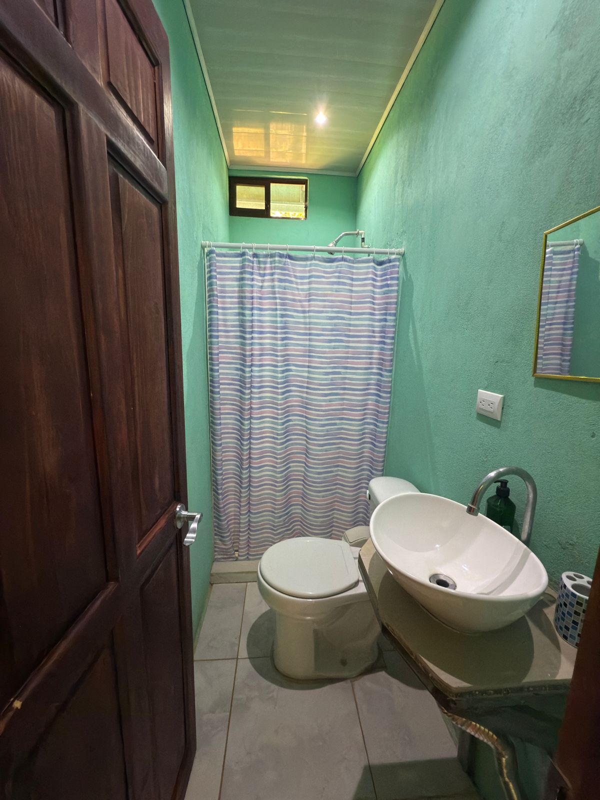 Modern and clean bathroom with premium finishes