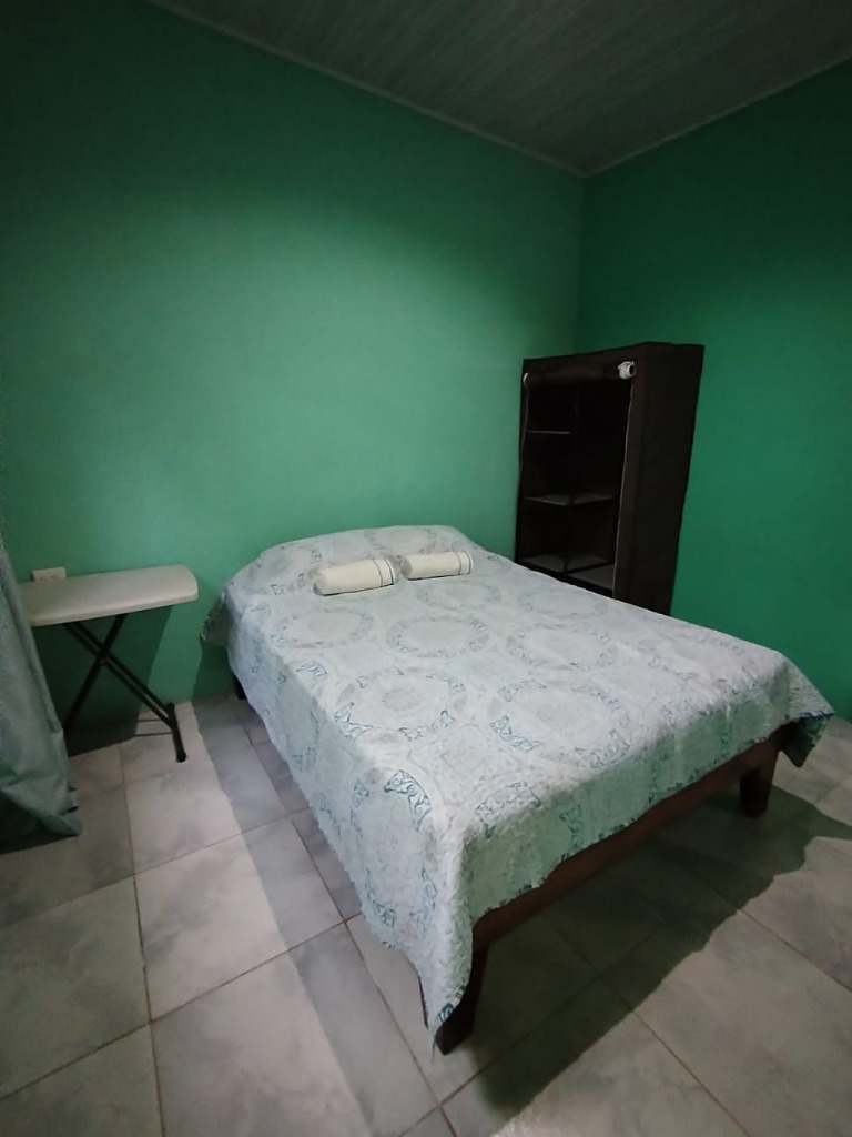 Vista de la habitación principal y closet